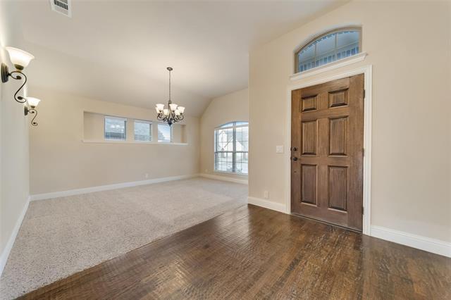 Photo - 2105 Burke Dr