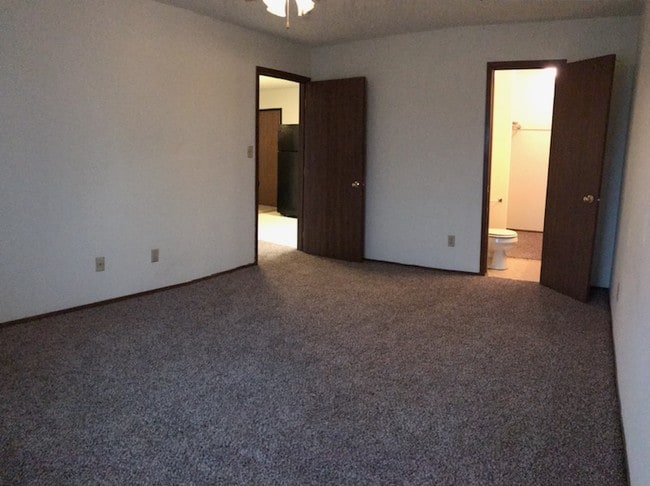 2 bedroom 2 bath master bedroom