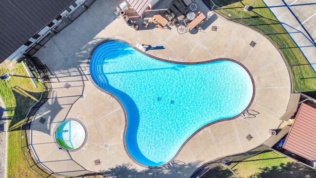 Photo - 6603 Taylor Park Ln