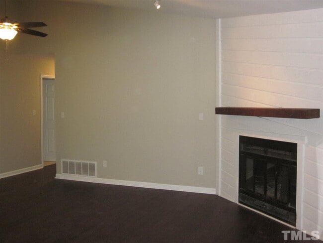 Photo - 1408 Old Buckhorn Rd