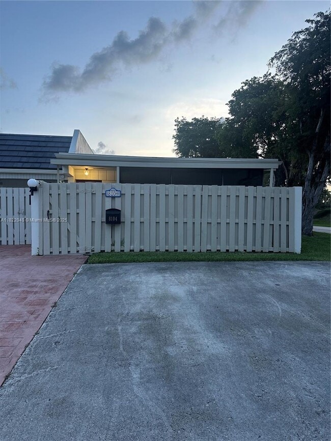 Photo - 8104 SW 82nd Pl Townhome