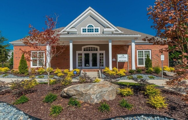 Photo - 2900 Laurel Ridge Way