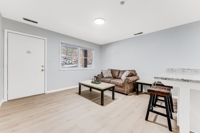 Photo - Avalon Apartments