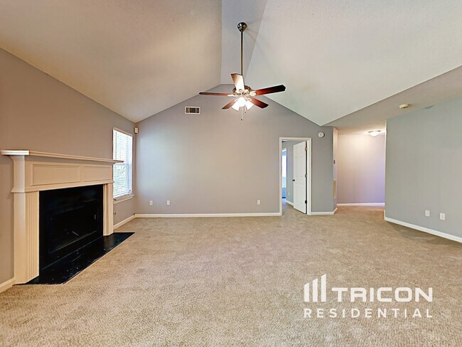 Photo - 4365 Reserve Hill Crossing