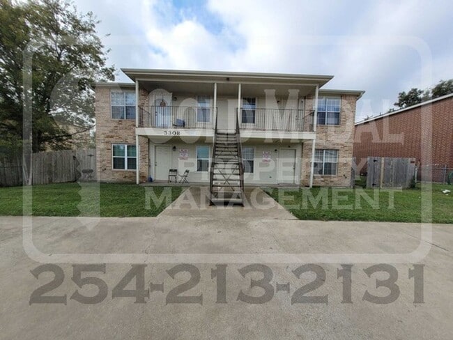 Building Photo - 3308 Cantabrian Dr Unit D