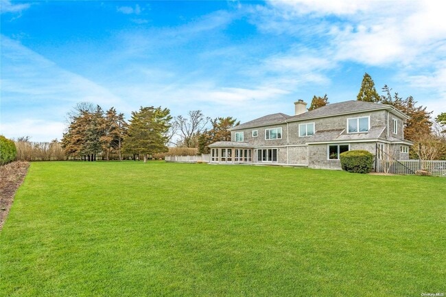 Photo - 13 Quogo Neck Ln