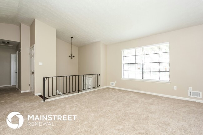 Photo - 7335 Buck Creek Dr