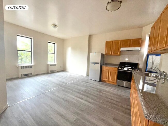 Photo - 519 56th St Apartment