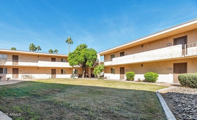 Building Photo - 3313 N 68th St Unit 139 Rental