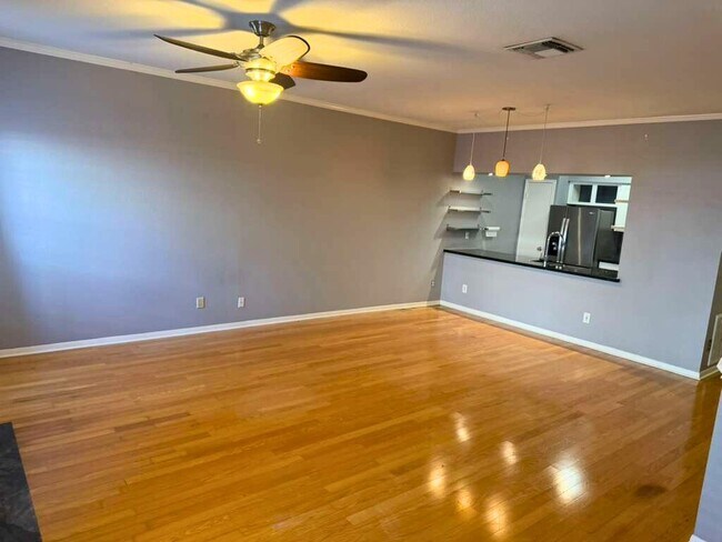 Photo - 3780 Tanglewilde St Unit 306