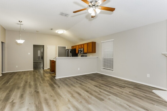 Photo - 2412 Ensenada Ln