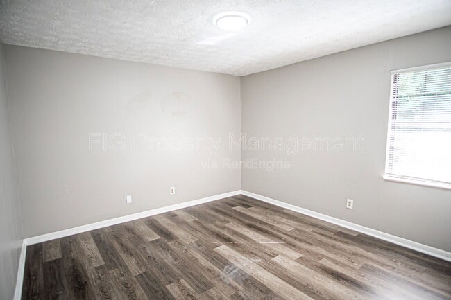 Photo - 129 Hillcrest Dr Unit 8
