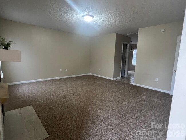 Photo - 108 Teaberry Ct