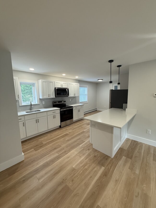 1050 Lucas Ave Ext Unit 2