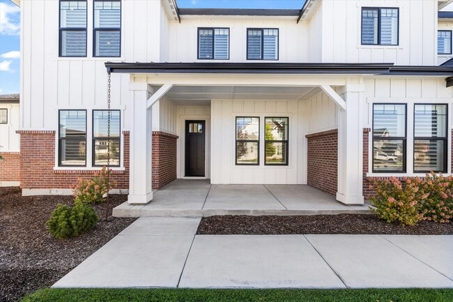 Photo - Luxury 5-Bed + Bonus + RV Garage Home for Lease in Dry Creek Ranch