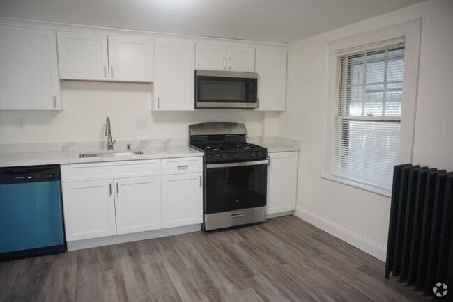 Building Photo - 598 E 7th St Unit # Rental