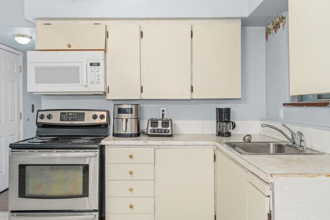 Photo - 4820-4200 200 St Unit ID1375276P