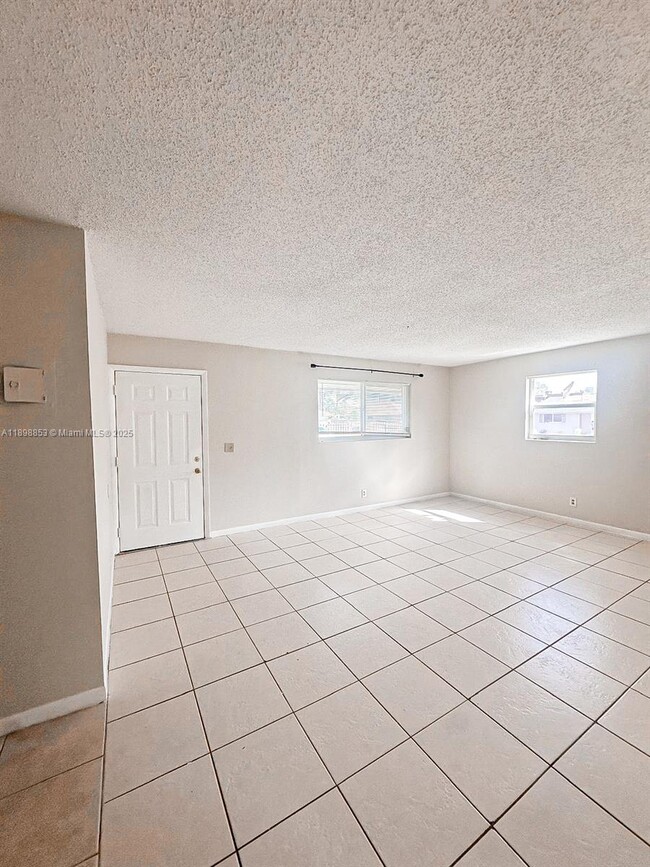 Photo - 3962 Park Ln Unit 3962