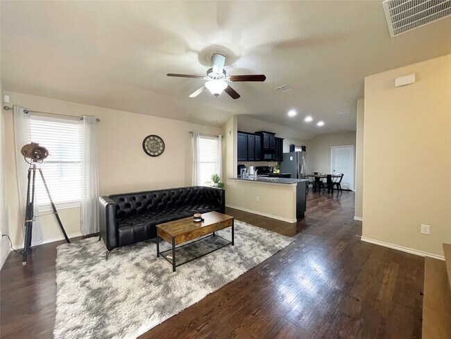 Photo - 3650 Sumner Lodge Dr