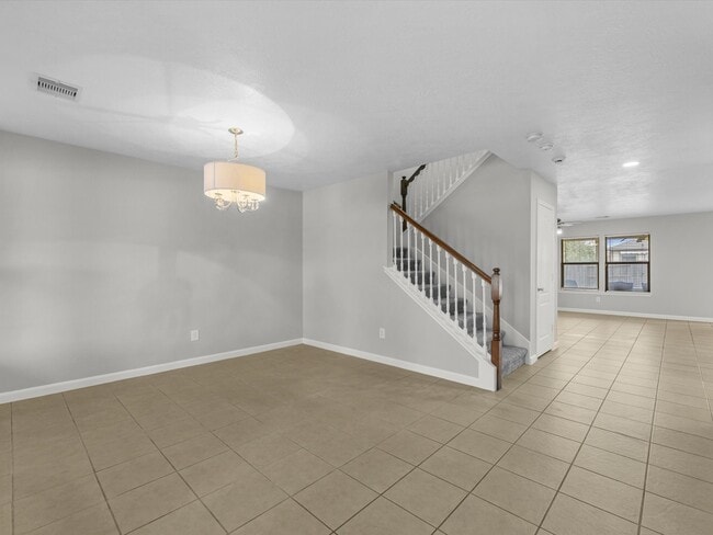 Photo - 6730 Crescent Creek Ln