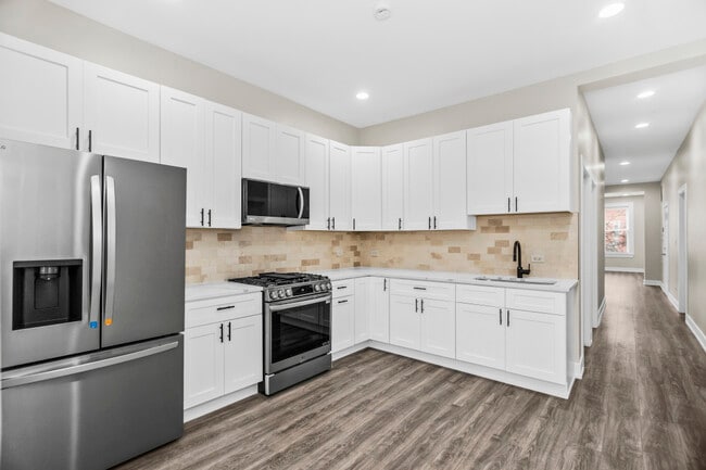 Photo - 2355 N Milwaukee Ave Unit 2