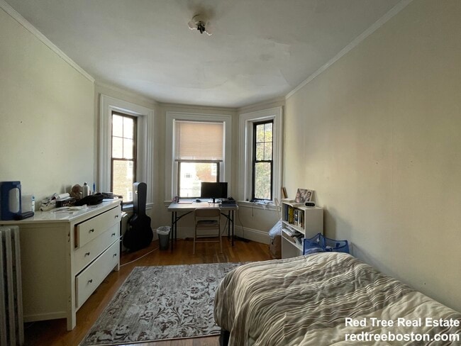 Photo - 48 Babcock St Unit 1