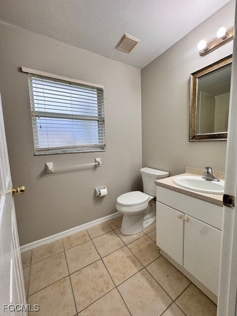 Photo - 2415 Herb Ave S