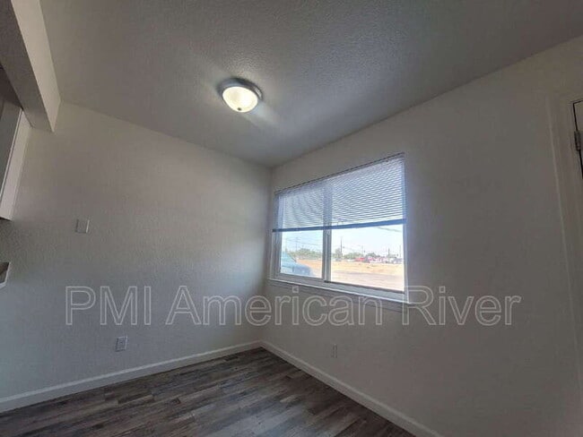 Photo - 7147 Bacchini Ave