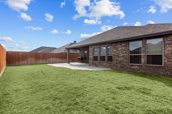 Photo - 49 Berkshire Cir