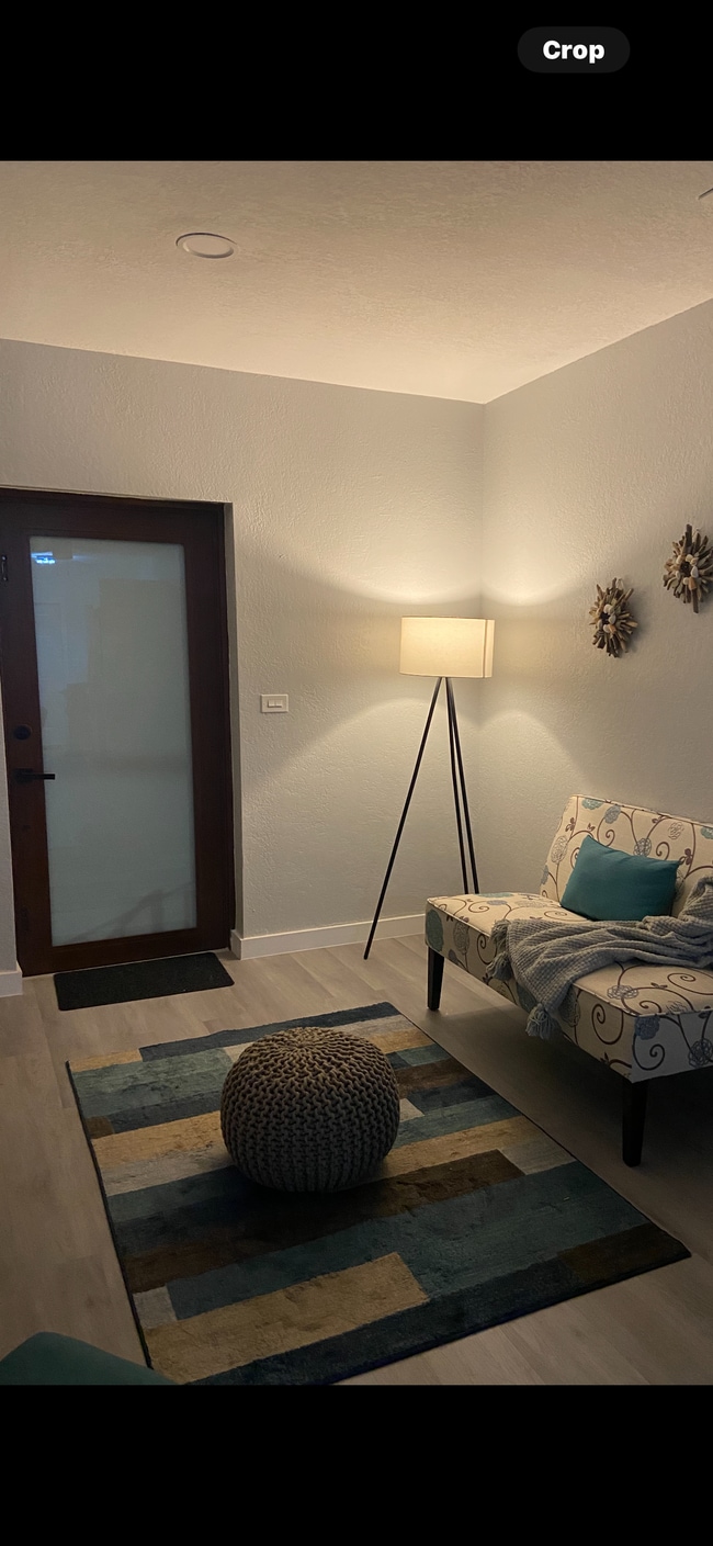 Building Photo - 2820 SW 1st St Unit Private ROOM A