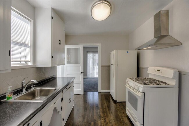 Photo - 141 Santa Clara Ave