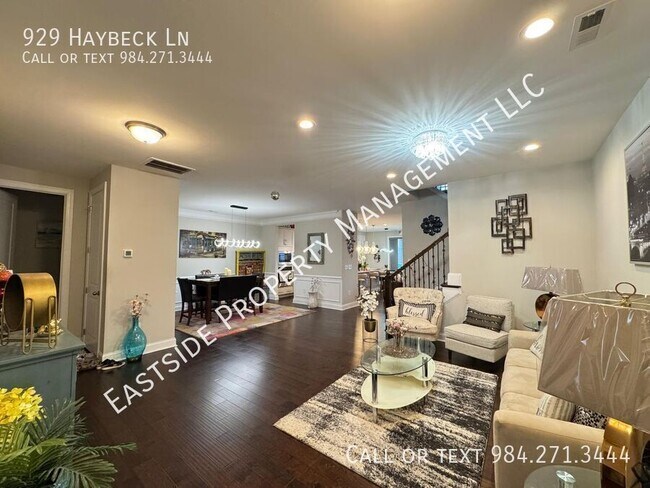 Photo - 929 Haybeck Ln