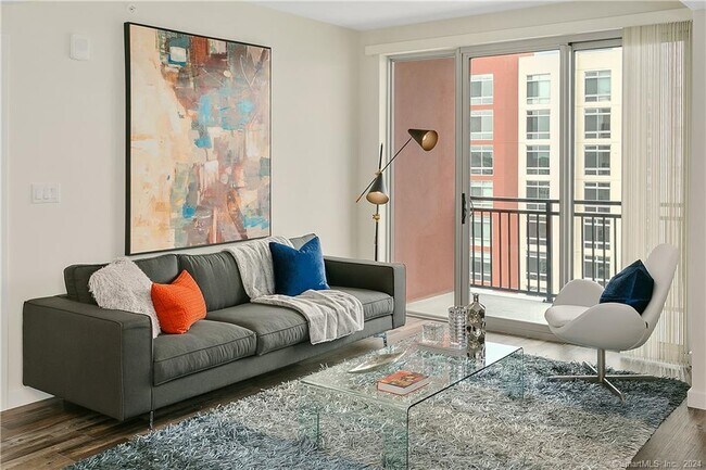 100 North St Unit 1610