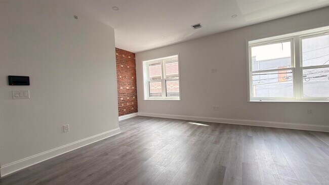 440-42 58th St Unit 440 A