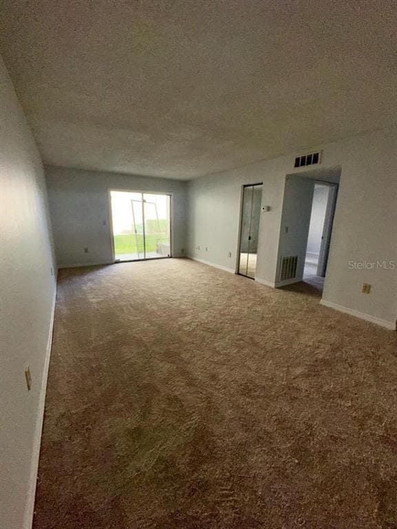 Photo - 922 N Lake Destiny Rd Unidad C