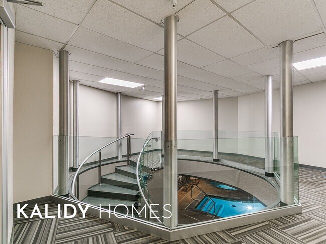 Photo - 5900 Mosteller Dr