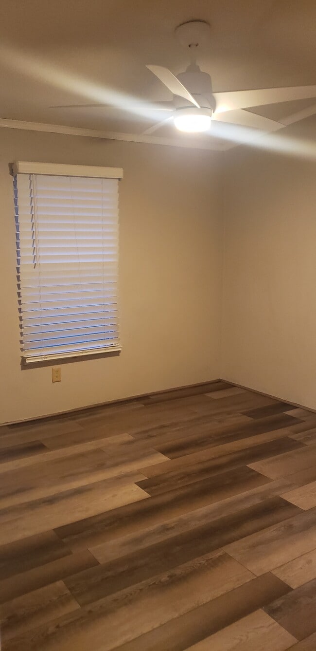 Photo - 1500 O'Bannon Dr