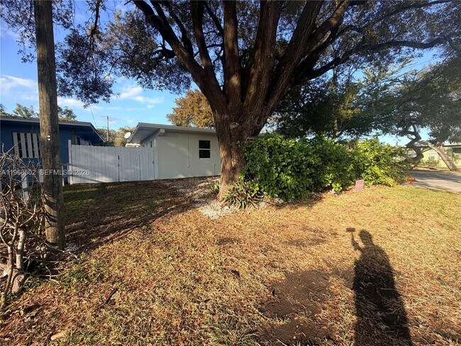 Photo - 301 NW 12th Ave Unidad 301