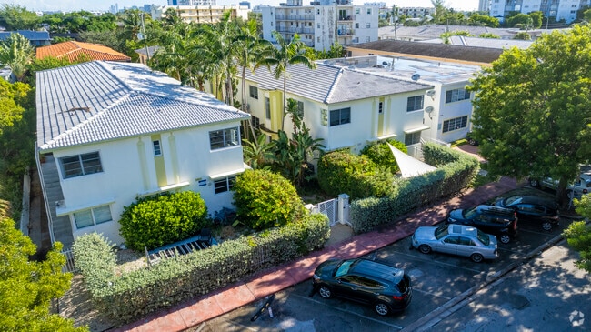 Building Photo - 1007 Bay Dr Rental