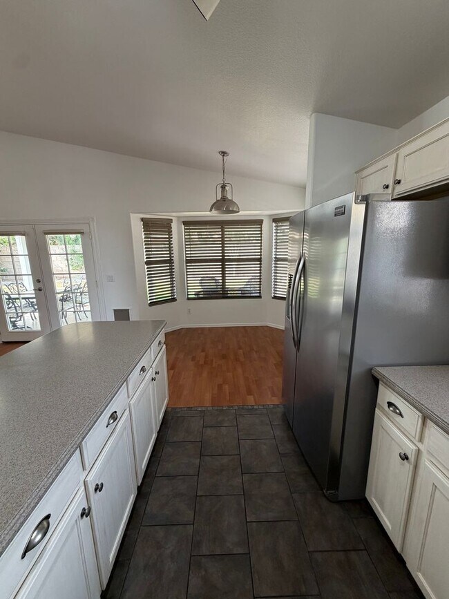 Photo - Stunning 3 bedroom, 2 bath home