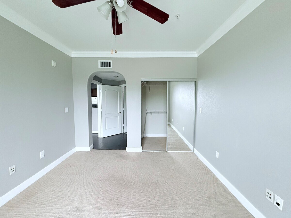 Photo - 2299 Lone Star Dr Unidad 242