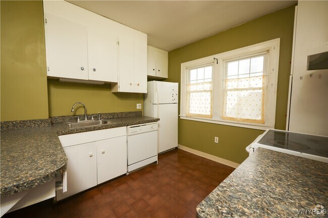 Building Photo - 461 Huntington Ave Rental