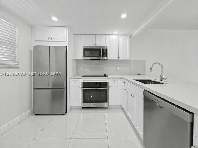Photo - 100 Edgewater Dr Unit 204