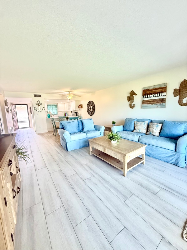 Building Photo - 2100 Ocean Shore Blvd Rental