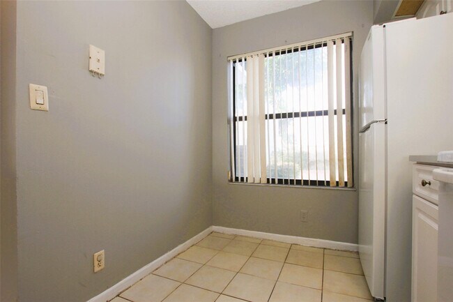 Photo - 217 Lake Pointe Dr Unit 107