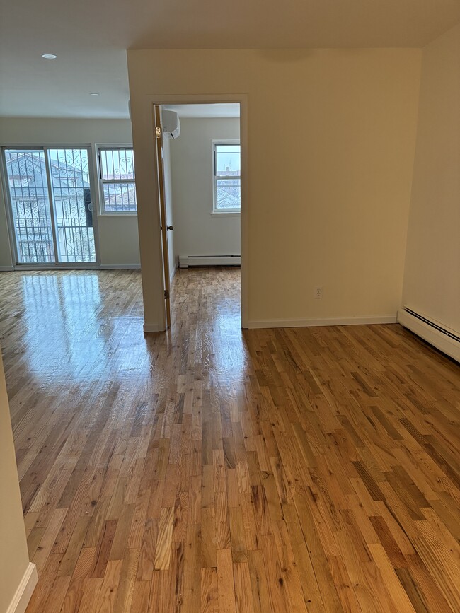 Photo - 4115A 75th St Unit #3