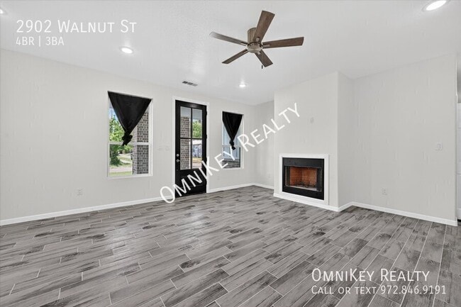 Photo - 2902 Walnut St