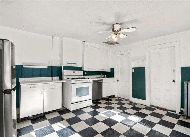 Photo - 64 Elm St Unidad APT 2