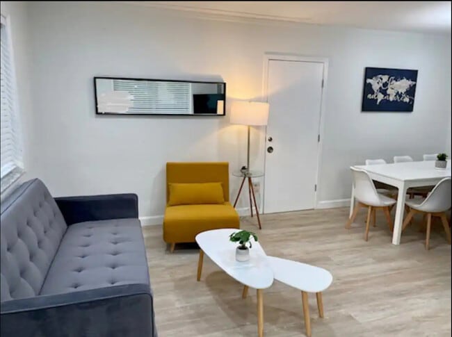 Photo - 2160 NW 18th Ter