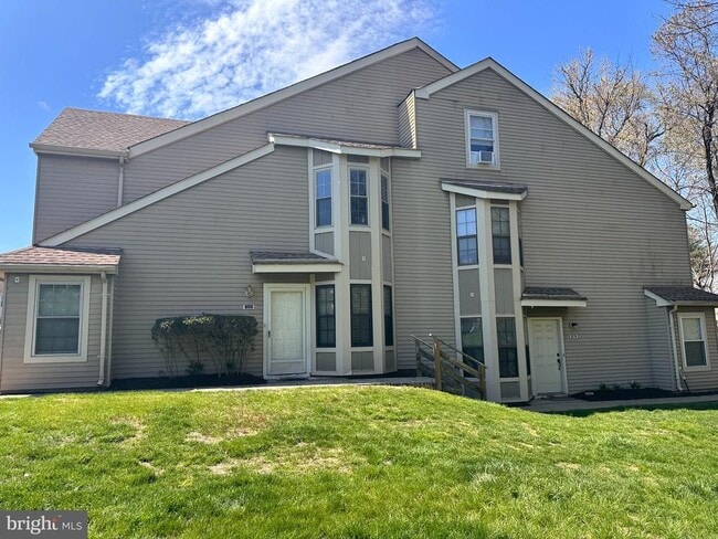 Building Photo - 806 Barry Ct